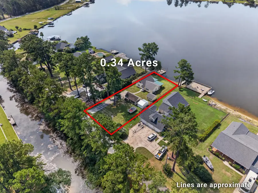 454 Island Dr, Douglas, GA 31535 - #2