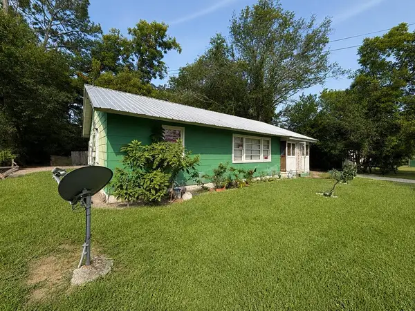 1009 Kitchens Ave, Douglas, GA 31533