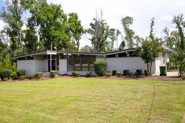 96 N Gill St., Hazlehurst, GA 31539