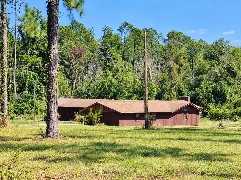 2003 W Ocilla Rd., Douglas, GA 31533 - #1