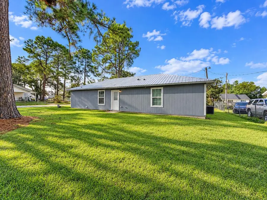 324 Pinecrest Dr, Douglas, GA 31535 - #2