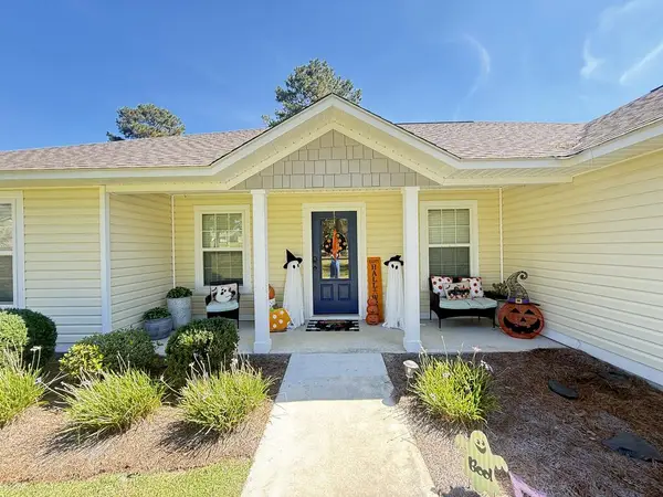 1617 Baymeadows Dr E, Douglas, GA 31535