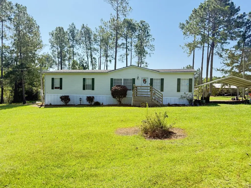 4182 New Forest Hwy, Douglas, GA 31535 - #1