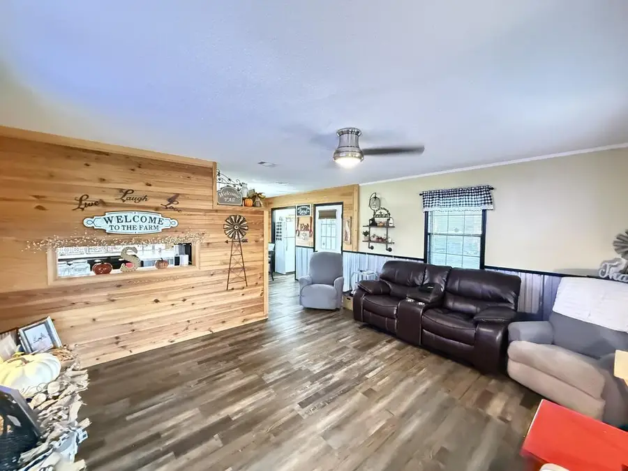 764 Hillcrest Rd, Douglas, GA 31533 - #3