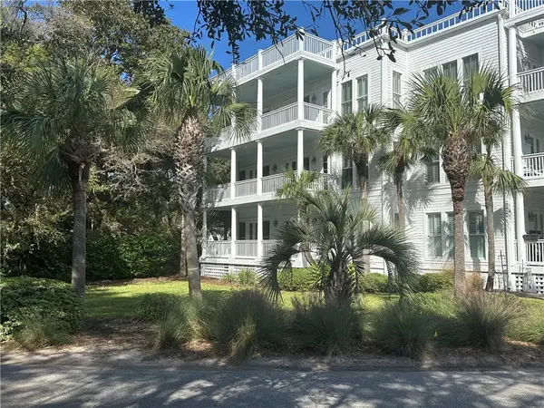652 Oglethorpe Avenue, St Simons Island, GA 31522