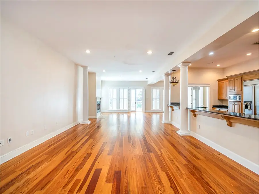 652 Oglethorpe Avenue, Saint Simons Island, GA 31522 - Image #3