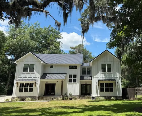 1066 Doboy Court Se, Darien, GA 31305