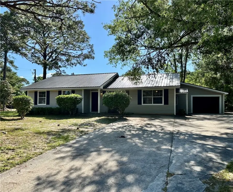 1301 Riverside Avenue, Waycross, GA 31501 - Image #2