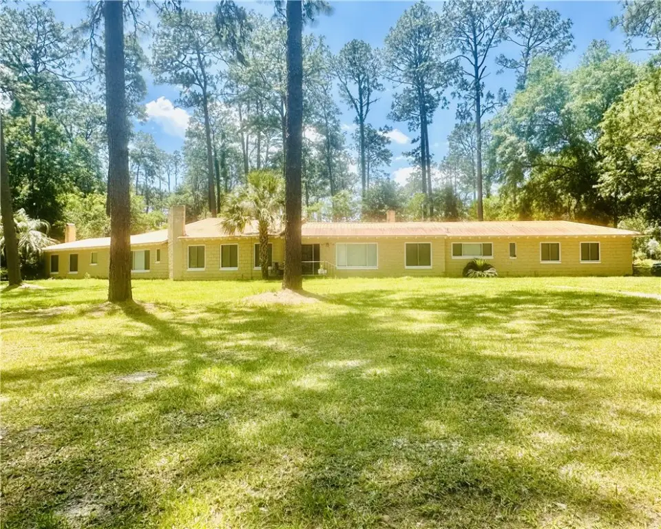 1002 Cherokee Circle, Waycross, GA 31501 - #1