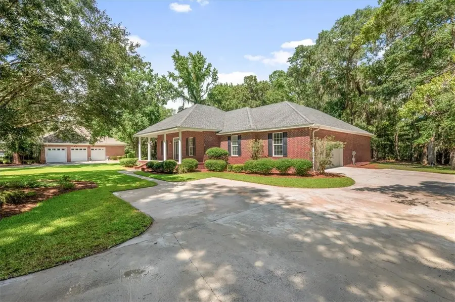 340 Oak Grove Island Drive, Brunswick, GA 31523 - Image #2