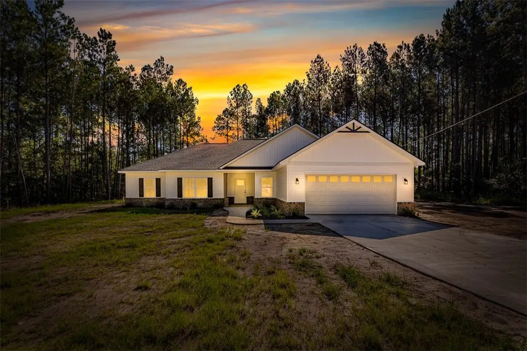 7259 Manningtown Road, Jesup, GA 31546 - Image #1