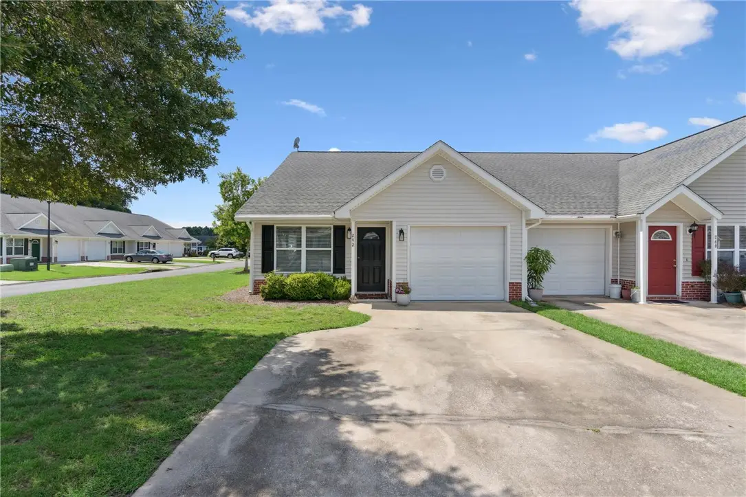 242 Promise Lane, Brunswick, GA 31525 - Image #1