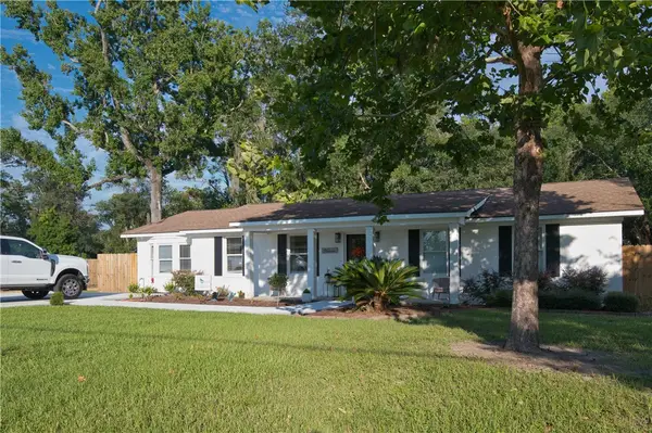 1015 Elbert Street, Darien, GA 31305