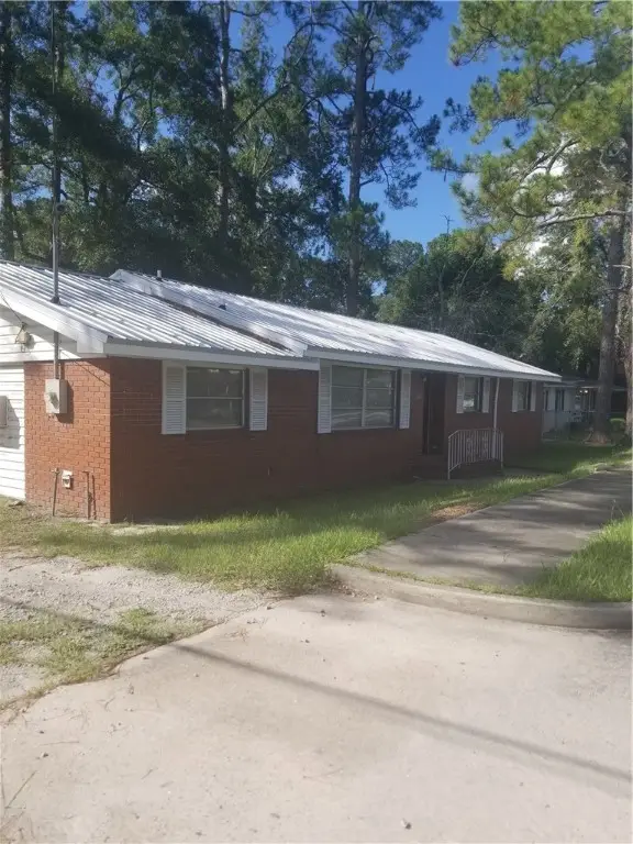 2120 Tebeau Street, Waycross, GA 31501