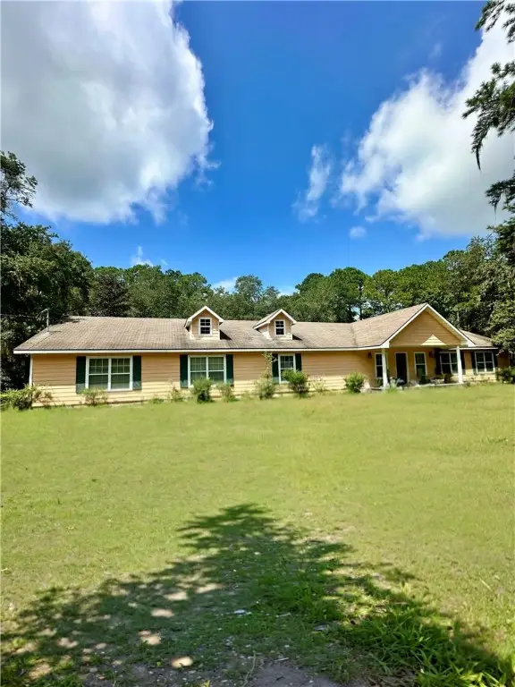 1093 Williams Place Se, Darien, GA 31305