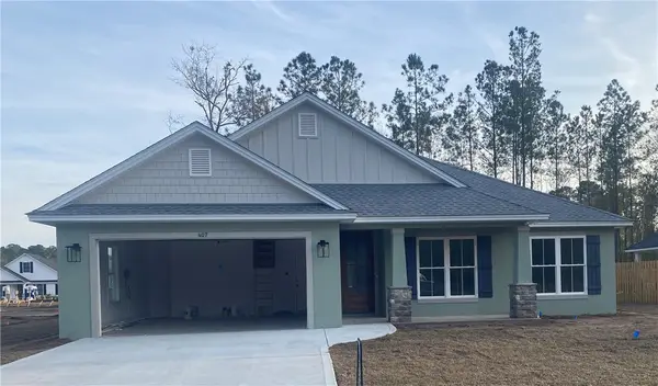 407 Country Walk Circle, Brunswick, GA 31525