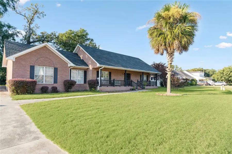 130 Stately Oaks Circle, Brunswick, GA 31523 - Image #2