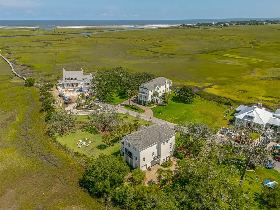 295/299 Mcintosh Avenue, Saint Simons Island, GA 31522 - Image #2