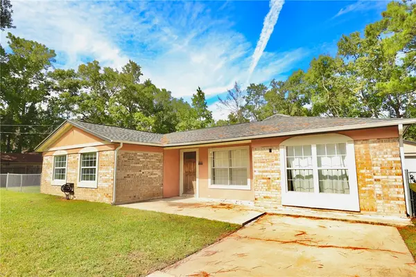 246 W Peach Avenue, Kingsland, GA 31548