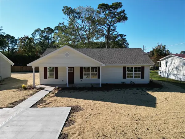 76 Ervin Street, Nahunta, GA 31553