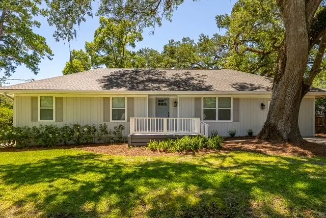 102 Sapelo Street, Saint Simons Island, GA 31522 - Image #1
