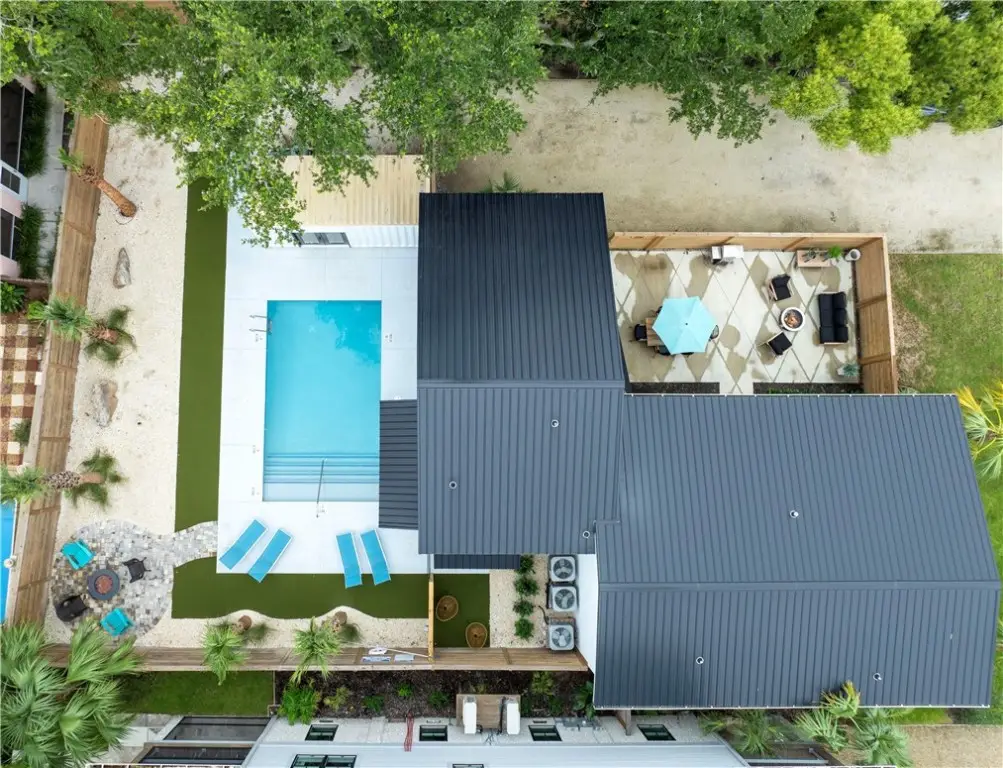 908 Ocean Boulevard, Saint Simons Island, GA 31522 - Image #1