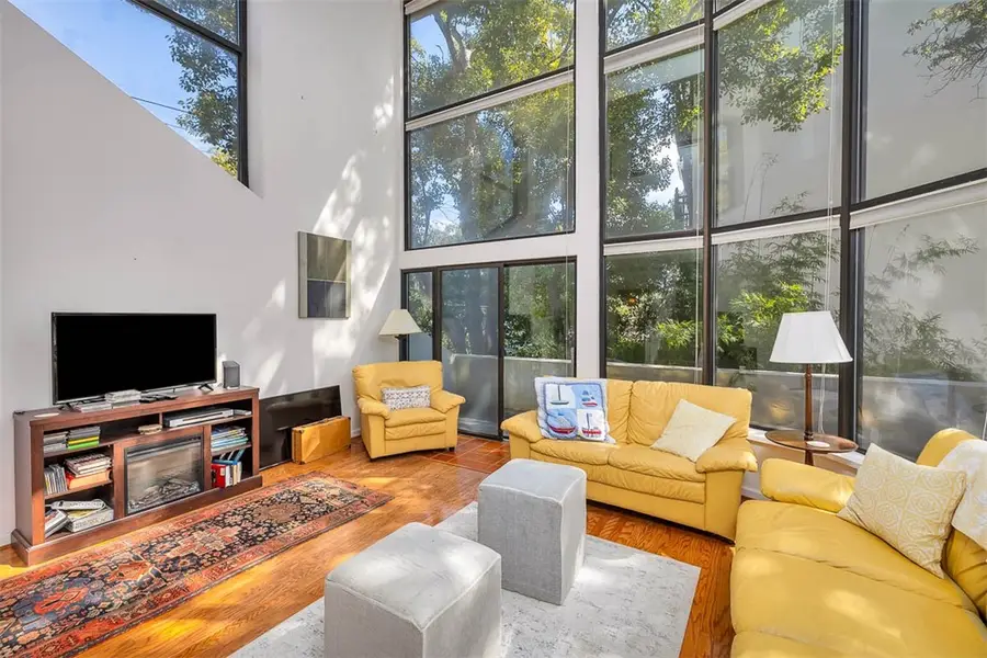 548 Oglethorpe Avenue #11, Saint Simons Island, GA 31522 - Image #2