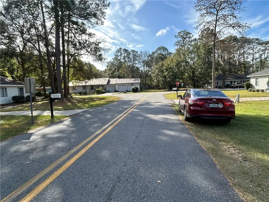 103 N Palm Drive, Brunswick, GA 31525 - Image #3