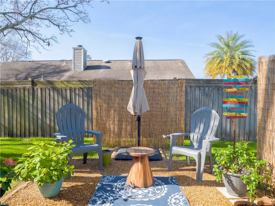 102 Claire Court, Brunswick, GA 31525 - Image #2