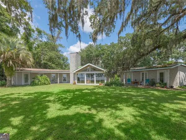 159 Crookedriver Drive, Woodbine, GA 31569