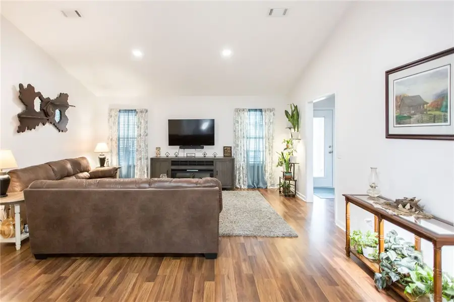 4866 Stanfield Circle, Blackshear, GA 31516 - Image #3