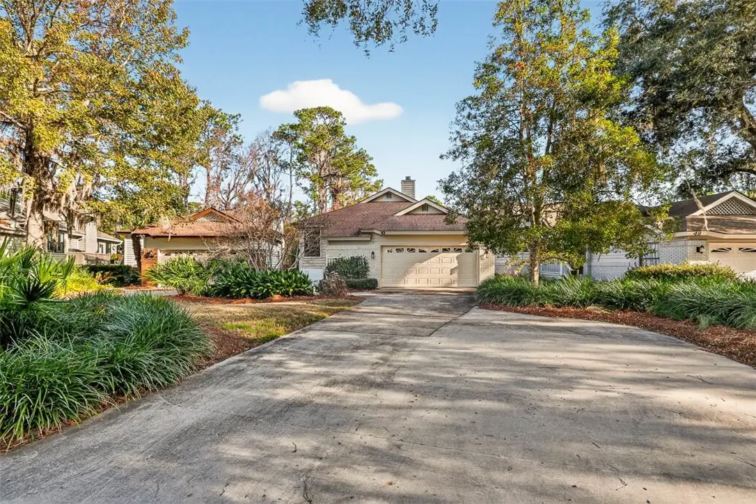 43 Bay Tree Court E, Saint Simons Island, GA 31522 - Image #1