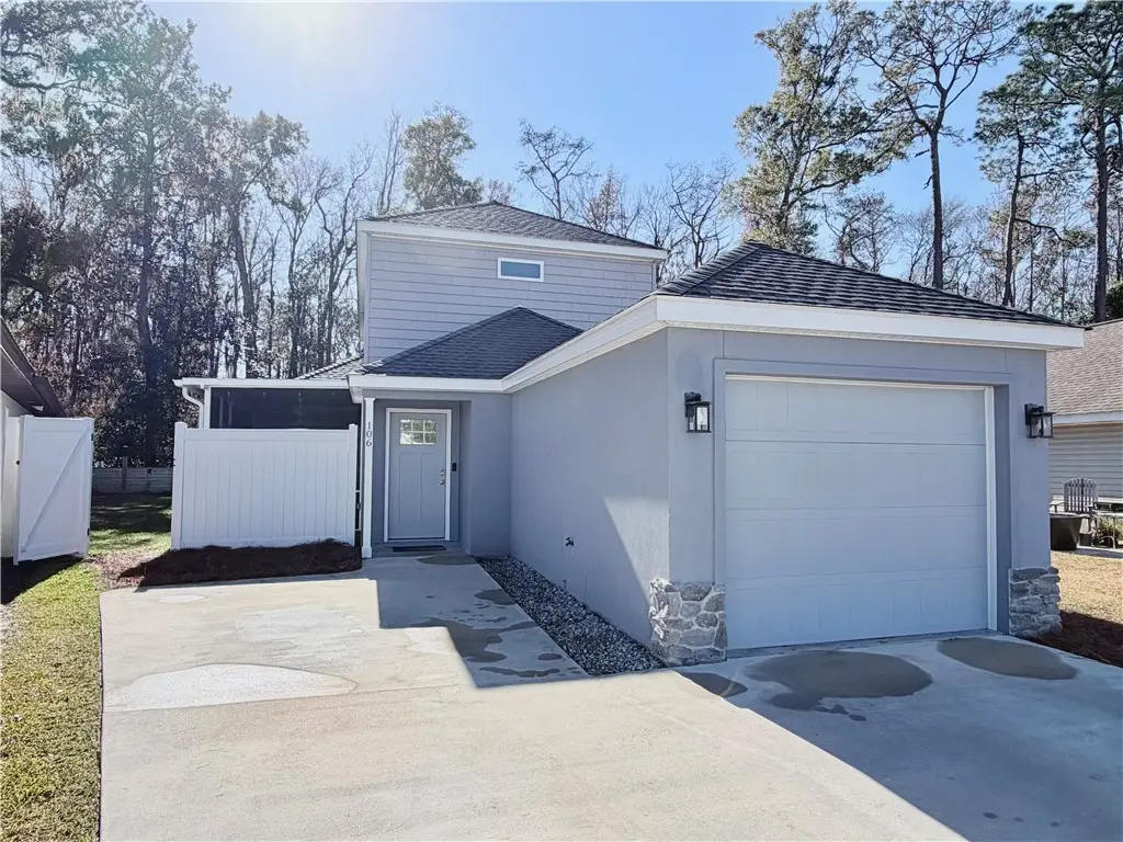 106 Crown Circle, Brunswick, GA 31525 - Image #1
