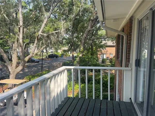 800 Mallery Street #C-30, St Simons Island, GA 31522