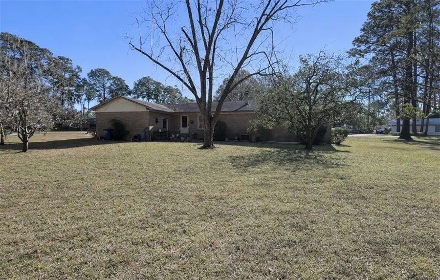 204 Suburban Drive, Brunswick, GA 31520 - Image #2