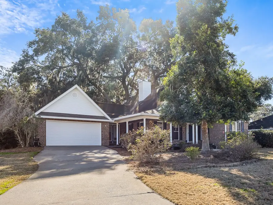 123 Stately Oaks Circle, Brunswick, GA 31523 - Image #3