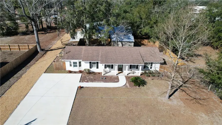 1015 Elbert Street, Darien, GA 31305 - Image #2
