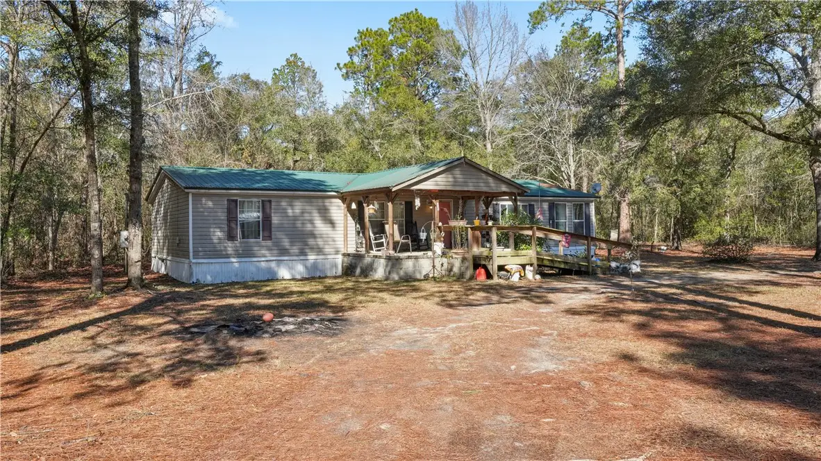 105 Stardust Loop, Jesup, GA 31545 - Image #1
