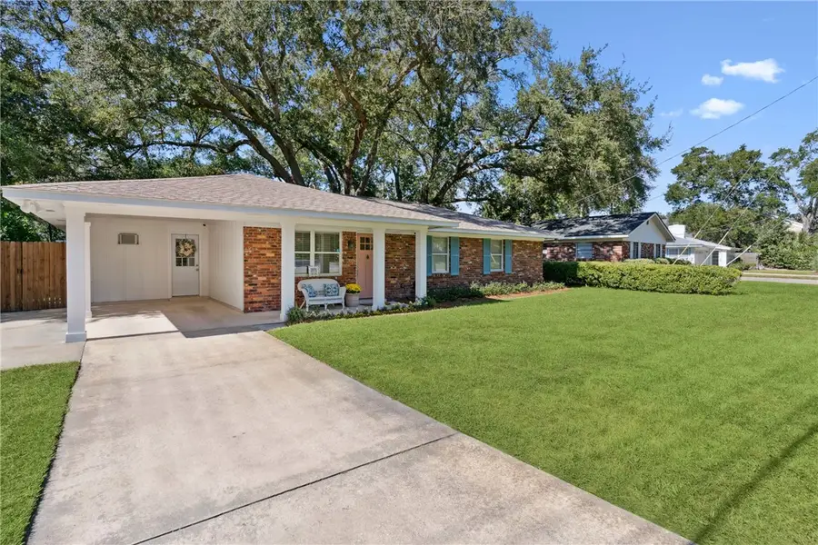 907 Mallery Street, Saint Simons Island, GA 31522 - Image #3