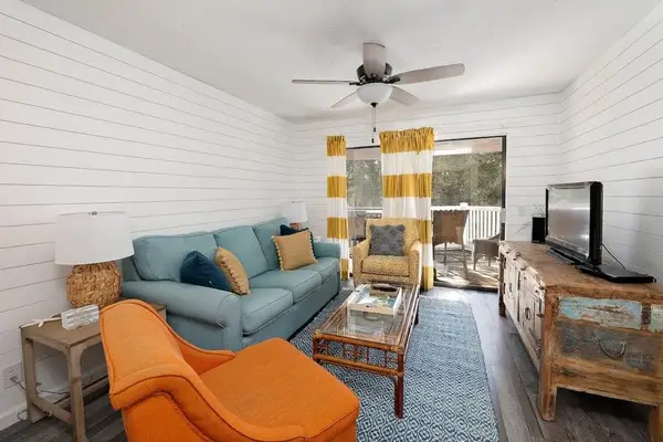 1524 Wood Avenue #208, St Simons Island, GA 31522