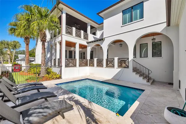 1800 Bruce Drive, St Simons Island, GA 31522