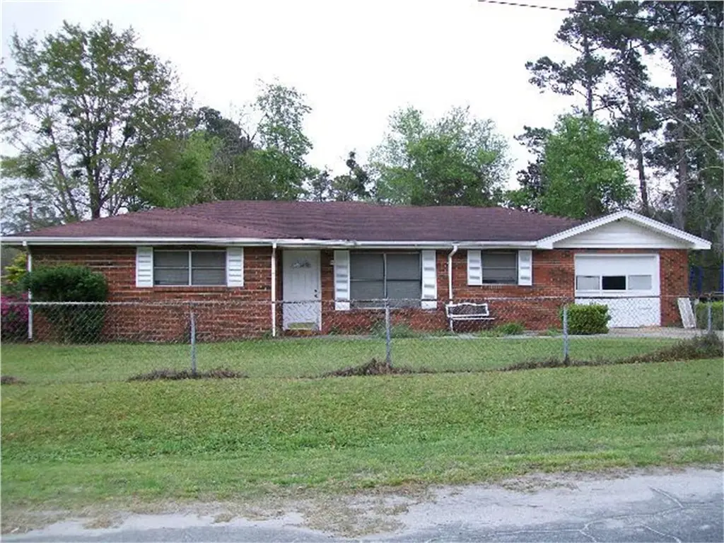 412 W Shore Drive, Brunswick, GA 31520 - #1