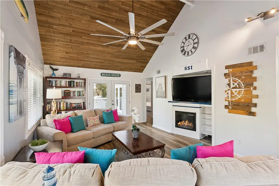 240 Georgia Street, Saint Simons Island, GA 31522 - #2