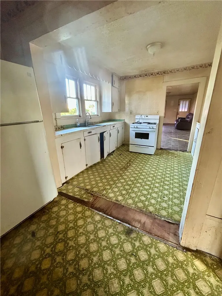 4096 E 84 Highway, Blackshear, GA 31516 - #3