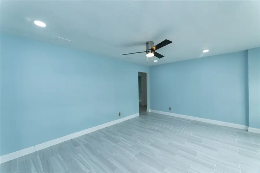 619 Oakwood Avenue, Waycross, GA 31501 - #3