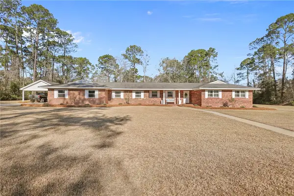 548 S 5th Street, Jesup, GA 31545