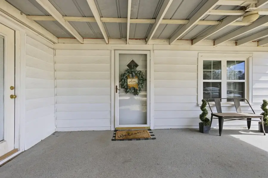 120 Carter Street, Jesup, GA 31545 - #2