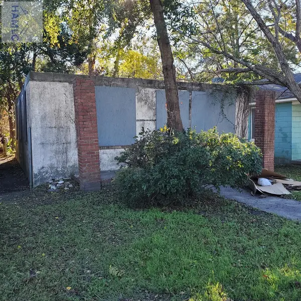 821 W 47th Street, Savannah, GA 31405