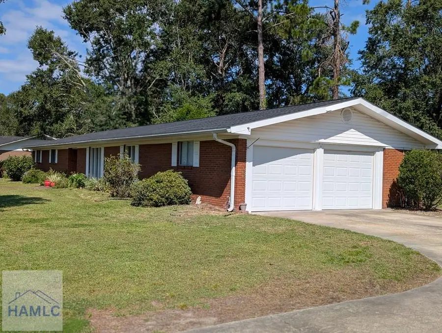 118 Charlton Street, Jesup, GA 31545 - Image #3