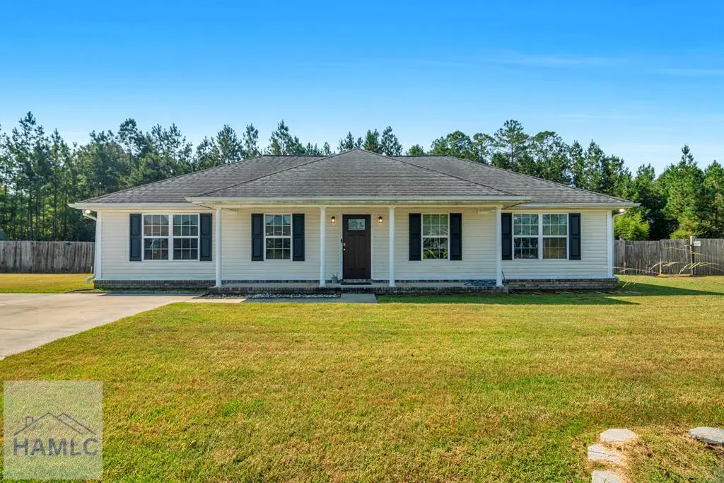 63 Madison Avenue Ne, Ludowici, GA 31316 - Image #1